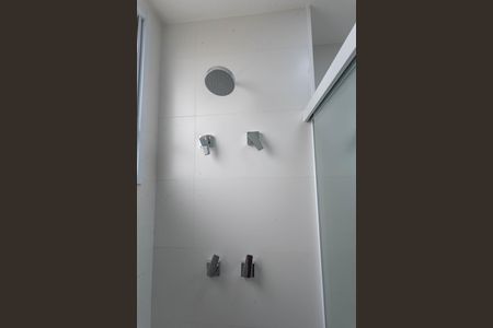 Apartamento para alugar com 65m², 2 quartos e 1 vaga Apartamento para alugar com 65m², 2 quartos e 1 vagaBanheiro da Suíte