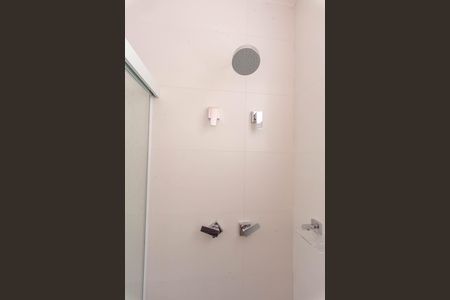 Apartamento para alugar com 65m², 2 quartos e 1 vaga Apartamento para alugar com 65m², 2 quartos e 1 vagaBanheiro