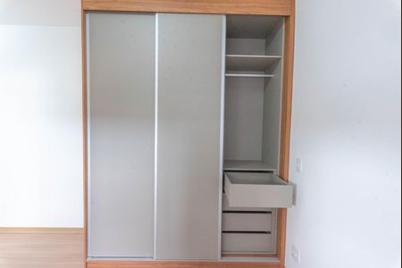 Apartamento para alugar com 65m², 2 quartos e 1 vaga Apartamento para alugar com 65m², 2 quartos e 1 vagaSuíte