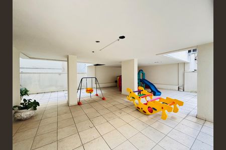 Apartamento para alugar com 79m², 2 quartos e 2 vagas