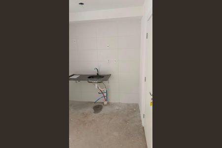 Cozinha de apartamento à venda com 2 quartos, 54m² em Vila Bandeirantes, São Paulo