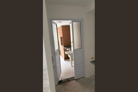 Apartamento à venda com 54m², 2 quartos e 1 vaga Apartamento à venda com 54m², 2 quartos e 1 vagaVaranda
