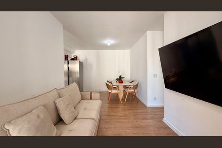 Apartamento à venda com 84m², 3 quartos e 2 vagasFoto 02