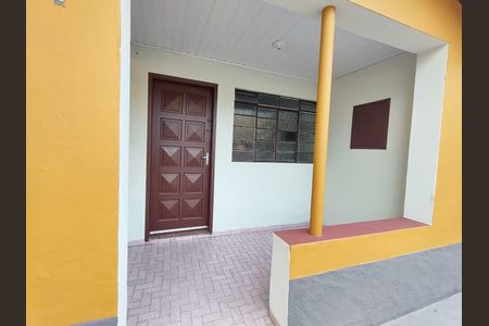 Área externa de casa à venda com 3 quartos, 200m² em Brasilândia, São Paulo