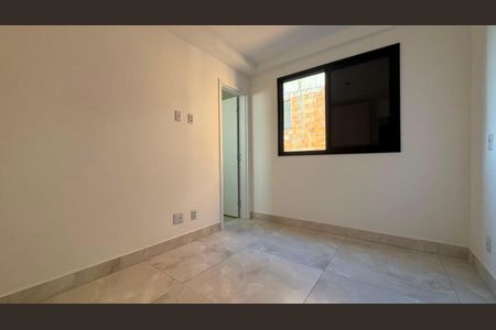 Suíte de apartamento para alugar com 3 quartos, 72m² em Ana Lúcia, Belo Horizonte