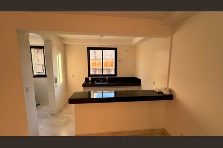 Cozinha de apartamento para alugar com 3 quartos, 72m² em Ana Lúcia, Belo Horizonte