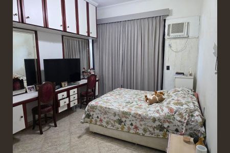 Apartamento para alugar com 248m², 4 quartos e 2 vagas Apartamento para alugar com 248m², 4 quartos e 2 vagasQuarto