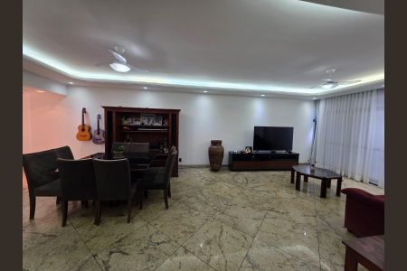 Sala de apartamento para alugar com 4 quartos, 248m² em Vila Nova, Cabo Frio