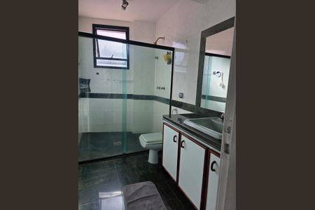 Apartamento para alugar com 248m², 4 quartos e 2 vagas Apartamento para alugar com 248m², 4 quartos e 2 vagasBanheiro