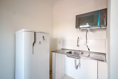Cozinha de kitnet/studio para alugar com 1 quarto, 25m² em Vila Butantã, São Paulo