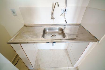 Cozinha de kitnet/studio para alugar com 1 quarto, 25m² em Vila Butantã, São Paulo