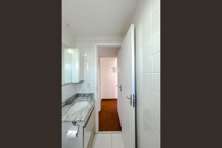 Apartamento para alugar com 65m², 2 quartos e 1 vaga Apartamento para alugar com 65m², 2 quartos e 1 vagaBanheiro da Suíte