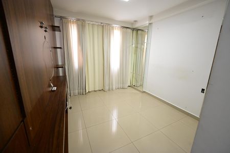 Apartamento para alugar com 60m², 2 quartos e 1 vaga