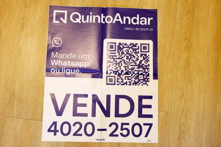 Plaquinha de apartamento à venda com 3 quartos, 98m² em Mont’serrat, Porto Alegre