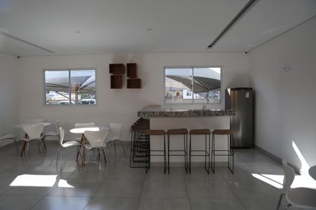 Área comum de apartamento à venda com 2 quartos, 57m² em Santa Helena, Belo Horizonte