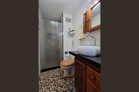 Apartamento à venda com 60m², 2 quartos e 1 vaga Apartamento à venda com 60m², 2 quartos e 1 vagaBanheiro