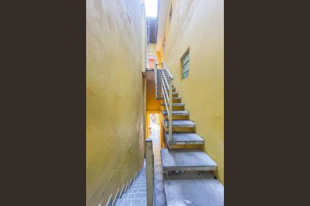 Entrada de casa para alugar com 1 quarto, 70m² em Vila Nova Conceicao, Osasco