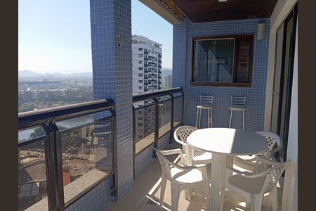 Apartamento para alugar com 57m², 1 quarto e 1 vaga Apartamento para alugar com 57m², 1 quarto e 1 vagaVaranda