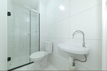 Banheiro de apartamento para alugar com 2 quartos, 34m² em Jardim São Luís, São Paulo