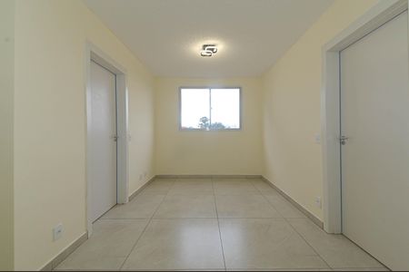 Sala de apartamento para alugar com 2 quartos, 34m² em Jardim São Luís, São Paulo