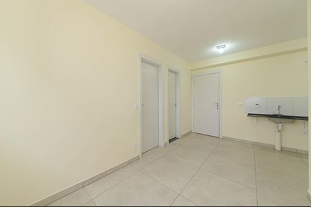 Sala de apartamento para alugar com 2 quartos, 34m² em Jardim São Luís, São Paulo