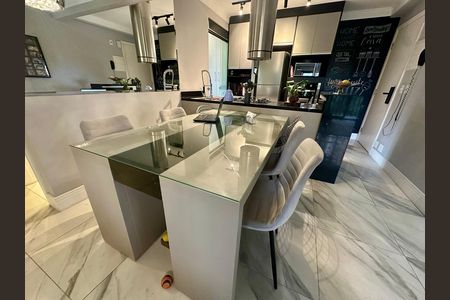 Cozinha de apartamento para alugar com 2 quartos, 78m² em Santo Amaro, São Paulo