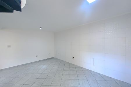 Sala de casa para alugar com 2 quartos, 100m² em Vila Invernada, São Paulo