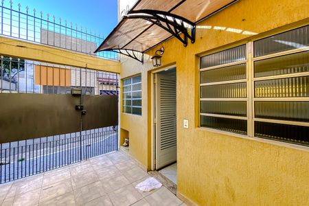 Garagem de casa para alugar com 2 quartos, 100m² em Vila Invernada, São Paulo