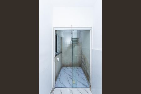 Área de Serviço e quintal de apartamento para alugar com 2 quartos, 50m² em São Domingos, São Paulo