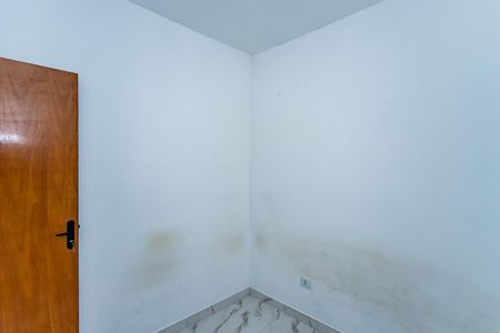 Quarto 1 de apartamento para alugar com 2 quartos, 50m² em São Domingos, São Paulo
