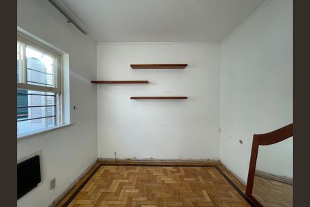 Casa à venda com 253m², 4 quartos e 2 vagas Casa à venda com 253m², 4 quartos e 2 vagasQuarto 2