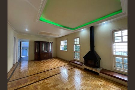 Sala de casa para alugar com 4 quartos, 253m² em Centro, São Leopoldo