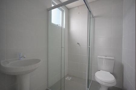 Banheiro da Suíte de apartamento para alugar com 2 quartos, 54m² em Ipiranga, São José
