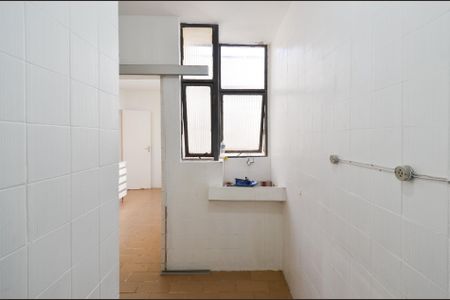 Área de Serviço de apartamento para alugar com 2 quartos, 59m² em Santa Tereza, Belo Horizonte