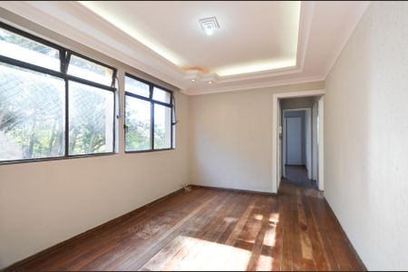 Apartamento para alugar com 2 quartos, 59m² em Santa Tereza, Belo Horizonte