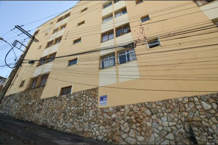 Placa Instalada 29-07-2026-VBPE-116 de apartamento para alugar com 2 quartos, 59m² em Santa Tereza, Belo Horizonte