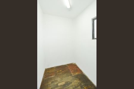 Quarto de Serviço de apartamento para alugar com 2 quartos, 59m² em Santa Tereza, Belo Horizonte