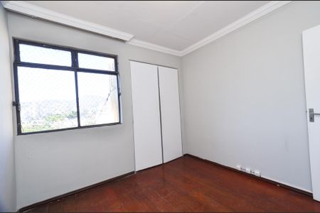 Quarto 1 de apartamento para alugar com 2 quartos, 59m² em Santa Tereza, Belo Horizonte