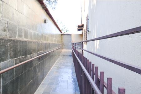 Entrada de apartamento para alugar com 2 quartos, 59m² em Santa Tereza, Belo Horizonte