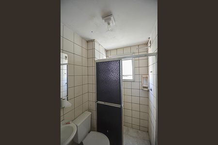Banheiro de apartamento para alugar com 2 quartos, 52m² em Ferrazópolis, São Bernardo do Campo