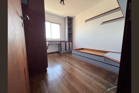 Apartamento para alugar com 210m², 4 quartos e 2 vagasQuarto 2