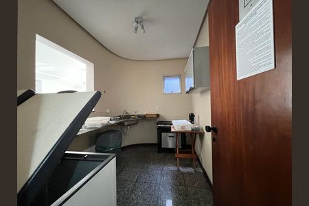 Apartamento para alugar com 210m², 4 quartos e 2 vagasÁrea comum - Salão de festas