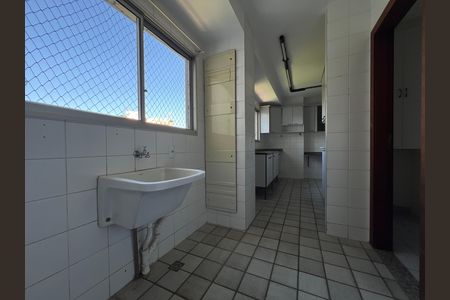 Apartamento para alugar com 210m², 4 quartos e 2 vagasÁrea de Serviço