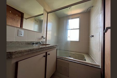 Apartamento para alugar com 210m², 4 quartos e 2 vagasBanheiro da Suíte 1