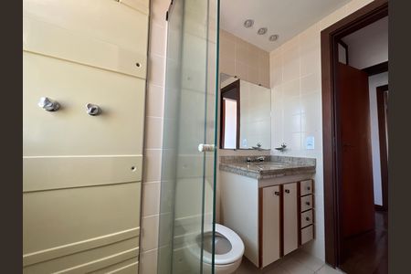 Apartamento para alugar com 210m², 4 quartos e 2 vagasBanheiro da Suíte 2