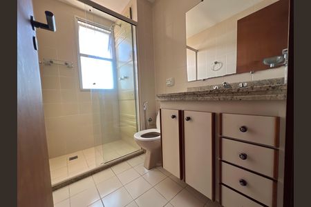 Apartamento para alugar com 210m², 4 quartos e 2 vagasBanheiro da Suíte 2