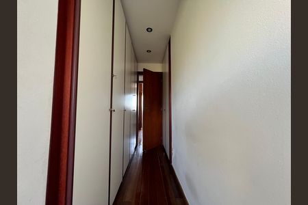 Apartamento para alugar com 210m², 4 quartos e 2 vagasSuíte 1 - Armários 