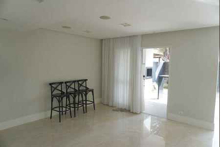 Sala de Estar de casa de condomínio para alugar com 2 quartos, 159m² em Residencial Dois (tambore), Santana de Parnaíba