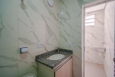Casa para alugar com 35m², 1 quarto e sem vaga Casa para alugar com 35m², 1 quarto e sem vagaBanheiro