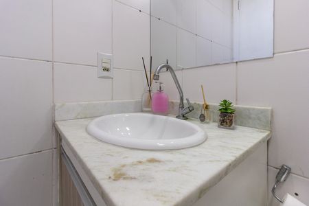 Apartamento para alugar com 71m², 2 quartos e 1 vagaBanheiro social